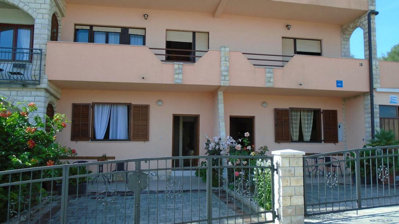 Apartmani A.Teskera Trogir Extérieur photo